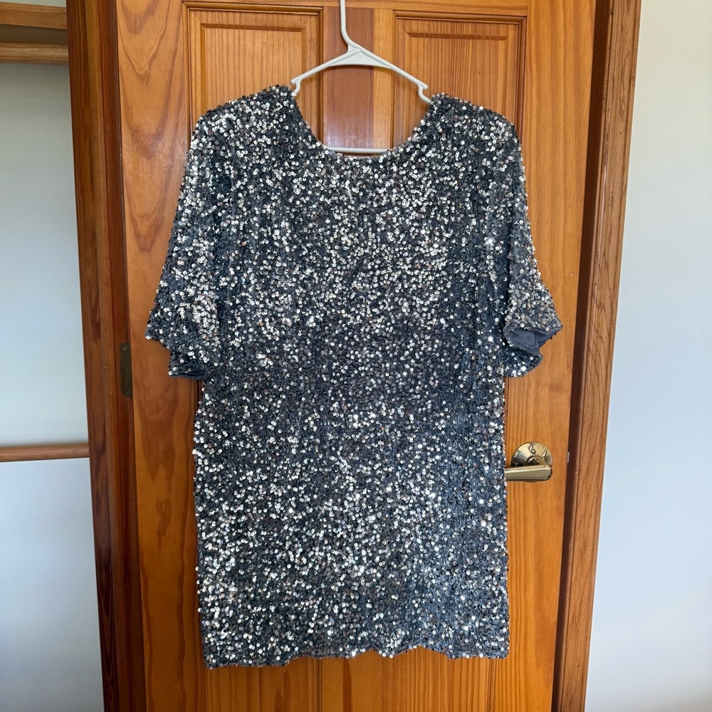 Selfie Leslie Sparkling Silver Backless Mini Dress